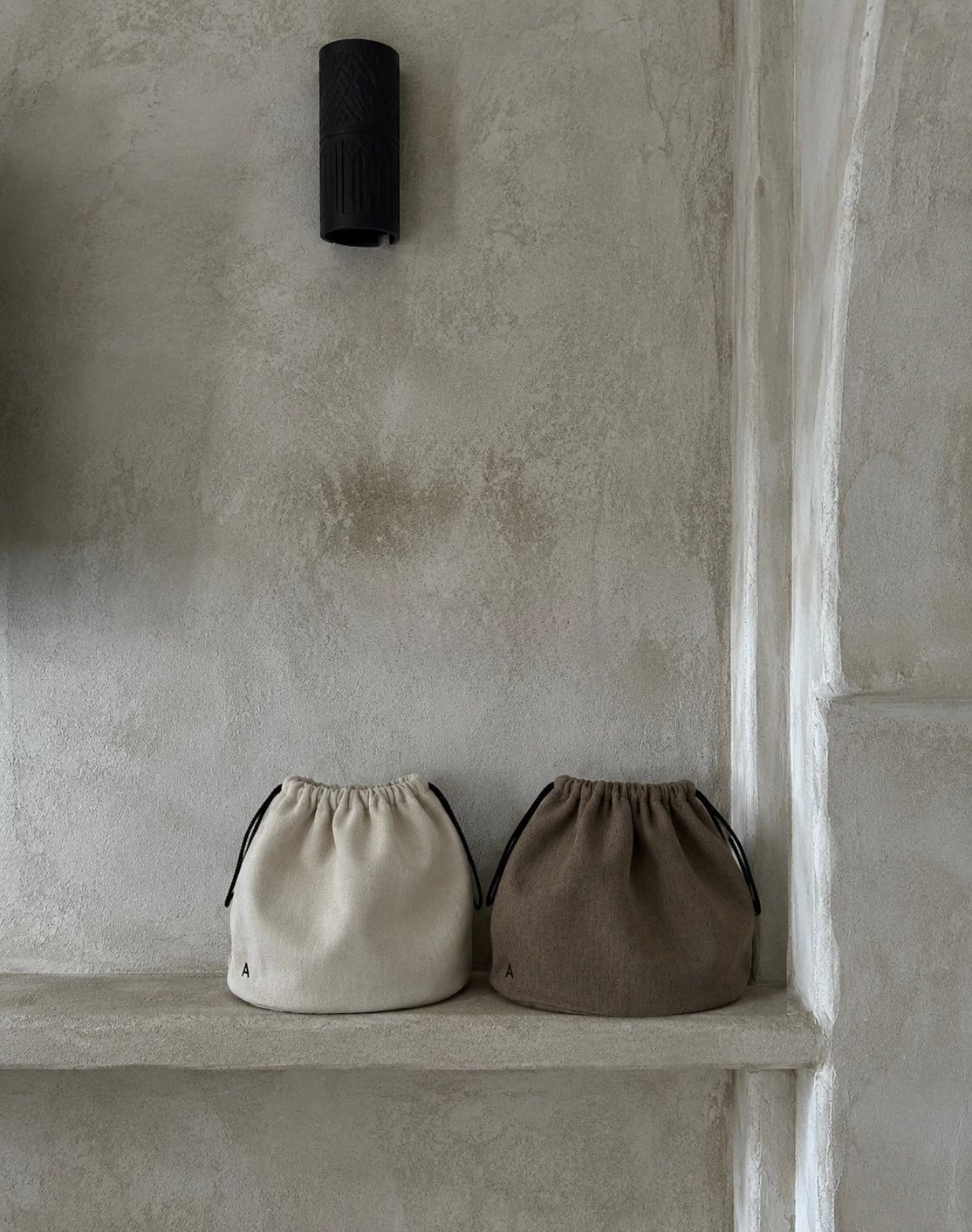THE SIGNATURE COLLECTION (Dark Brown)