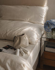 THE SIGNATURE COLLECTION (Beige)